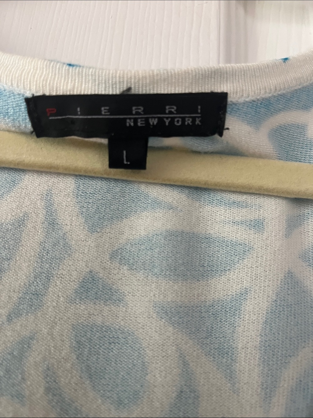 Pierri New York Turquoise and White Swirl V-Neck Button Cardigan - Picture 2 of 5